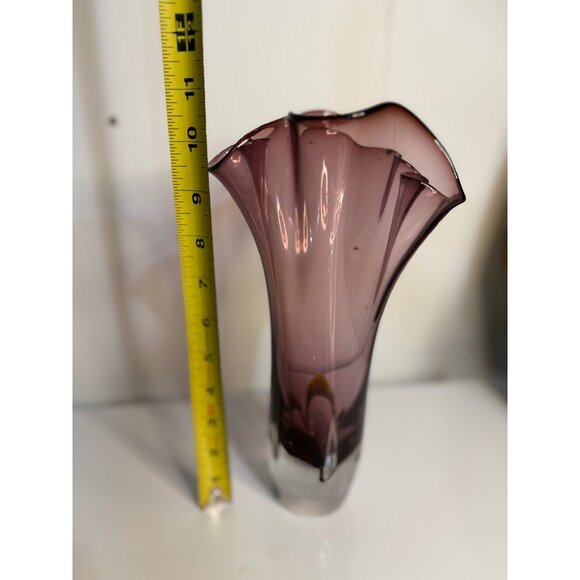 VTG Amethyst Handblown Glass Vase 10.5" Scalloped Ruffled MCM Art Swung Purple - Picture 9 of 9